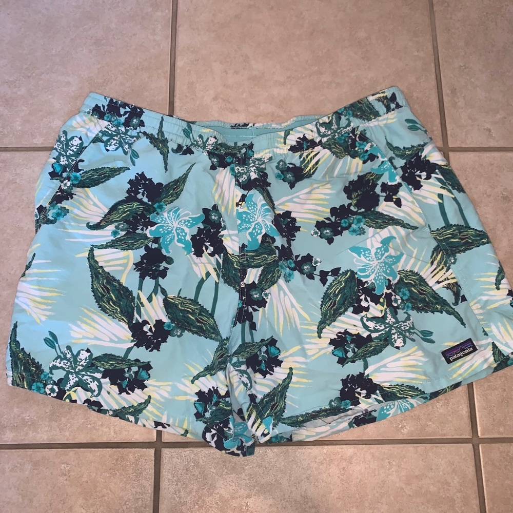 Patagonia Baggies XL 5”